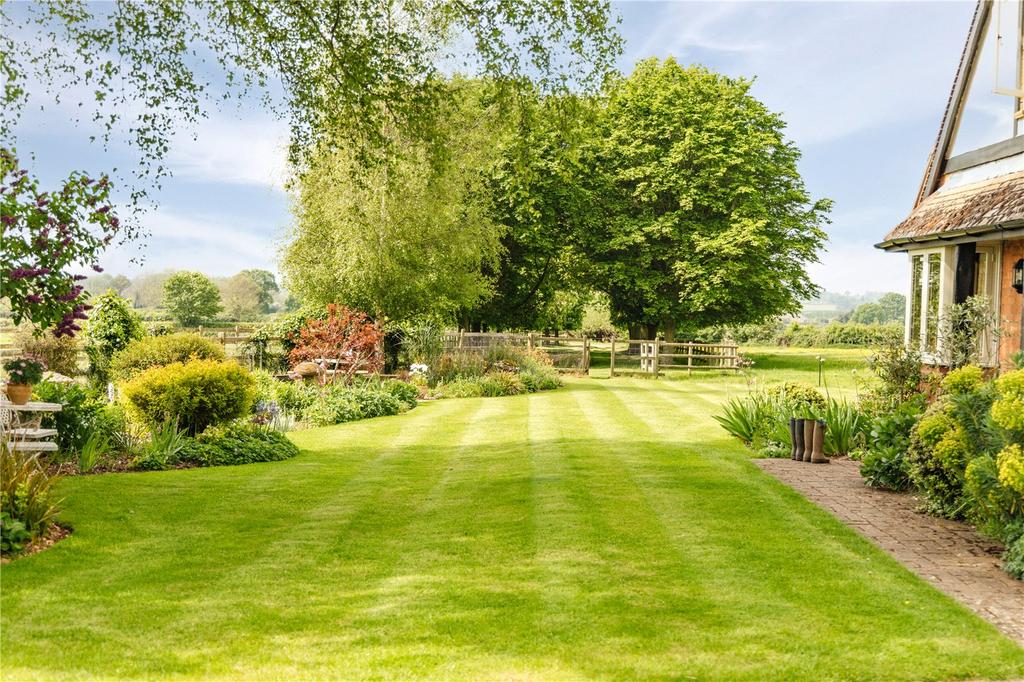 Lawned Garden