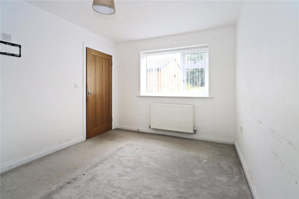 Reception/Bedroom