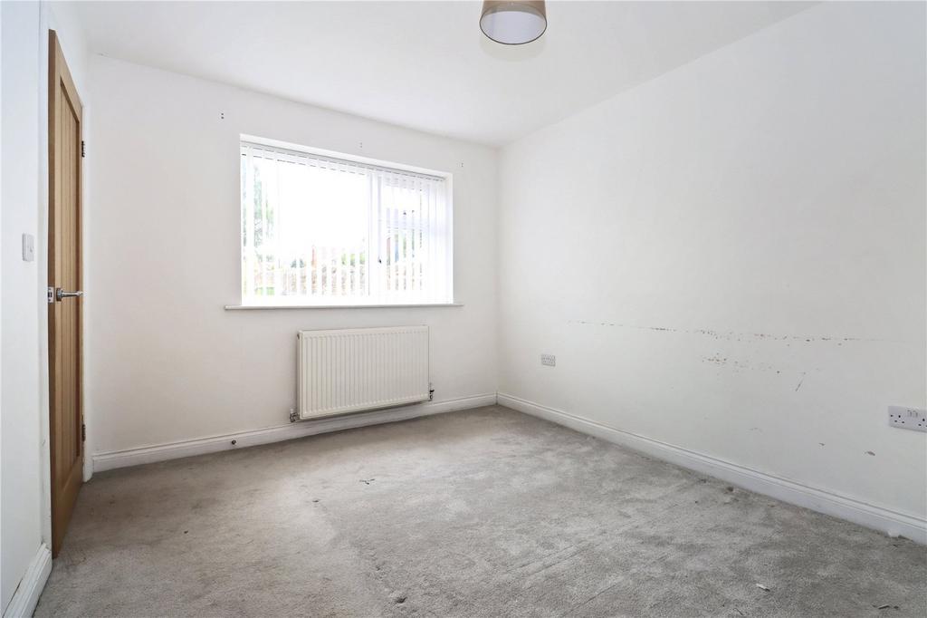Reception/Bedroom
