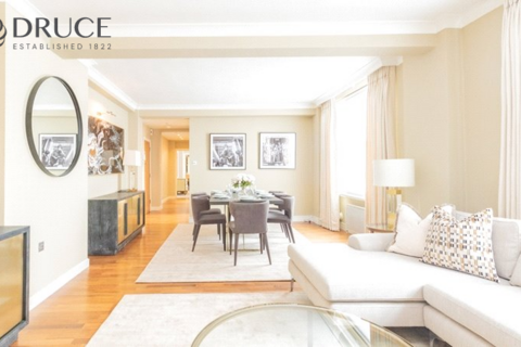 3 bedroom flat to rent, 39 Hill Street, MAYFAIR, London, W1J