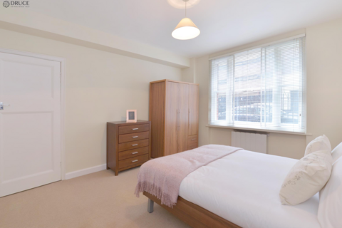 1 bedroom flat to rent, Hill Street, London, UK, W1J