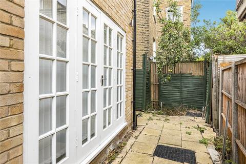 2 bedroom detached house for sale, Colenso Road, London, E5