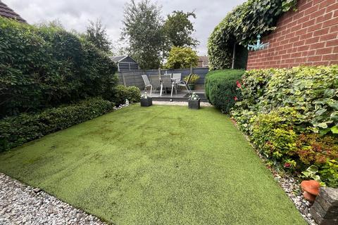 2 bedroom semi-detached bungalow for sale, Beverley Close, Ashton-Under-Lyne OL6