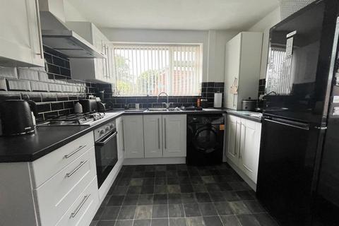 2 bedroom semi-detached bungalow for sale, Beverley Close, Ashton-Under-Lyne OL6