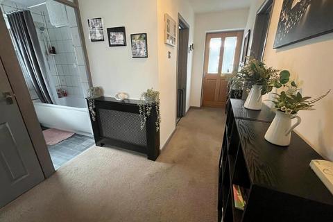 2 bedroom semi-detached bungalow for sale, Beverley Close, Ashton-Under-Lyne OL6