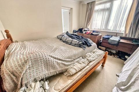 2 bedroom flat for sale, Bournemouth
