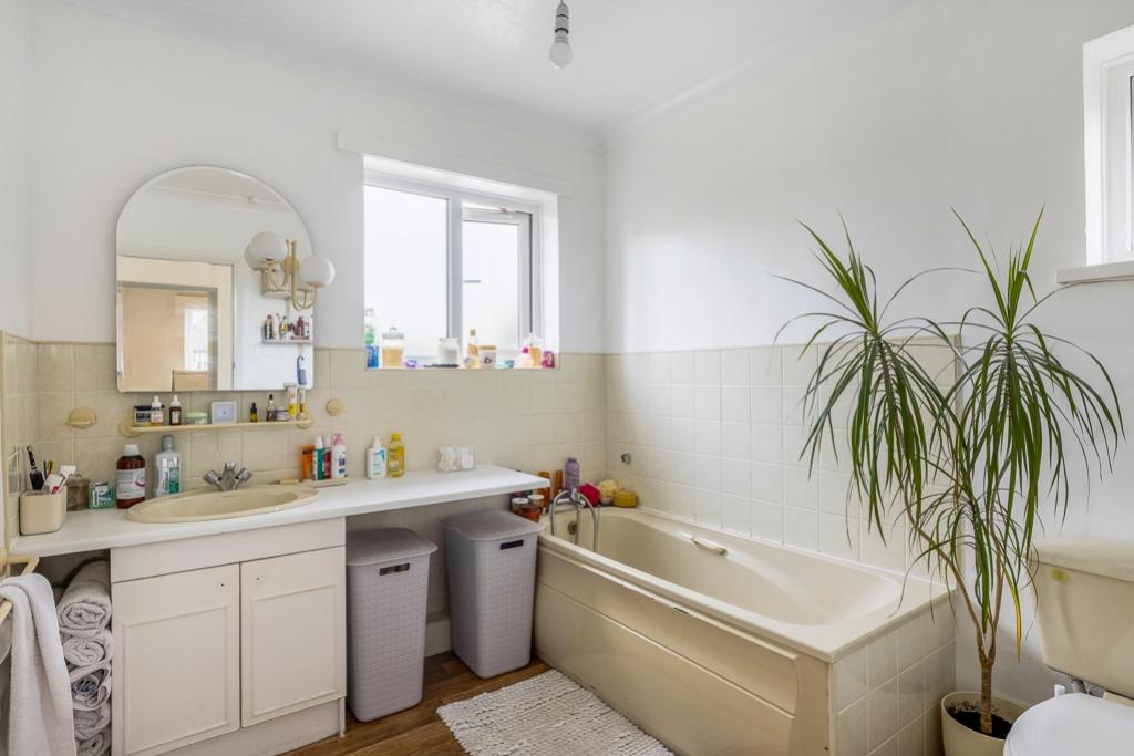 28 Albert Street (Spalding)-23