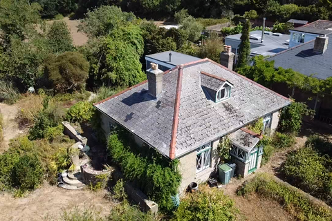 2 bedroom bungalow for sale, Pallance Road, Cowes, Isle of Wight