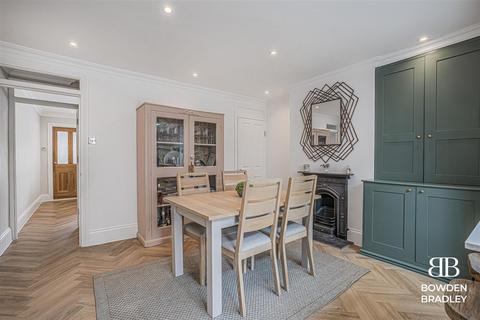 9 Aukingford Gardens, Ongar, CM5 0BG
