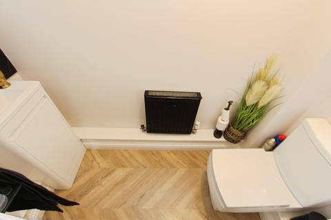 2 Balshaw Way, Chilwell, Nottingham, NG9 6RQ