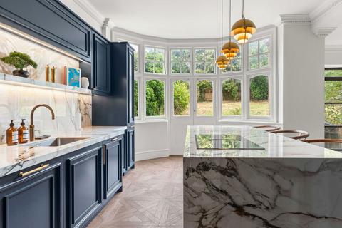 6 bedroom semi-detached house for sale, Weald Road, Brentwood CM14