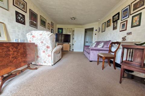 1 bedroom apartment for sale, Rectory Road, Burnham-on-Sea, Somerset, TA8