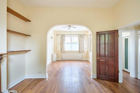 2a Hearne Road, London, W4 3NJ