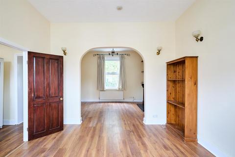 2a Hearne Road, London, W4 3NJ