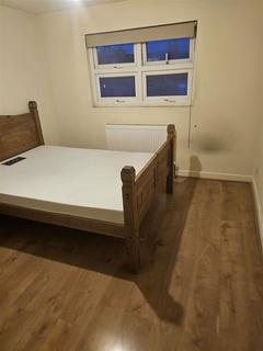 House share to rent, Warren Road, London E10