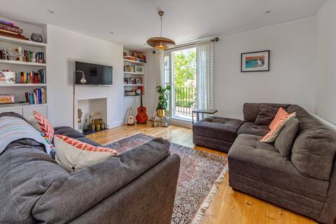 4 bedroom apartment for sale, Southampton Road, Kentish Town