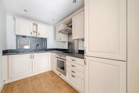 2 bedroom apartment for sale, High Street, Chipping Norton