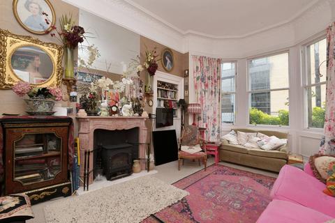 19 Perth Street, Edinburgh, EH3 5DW