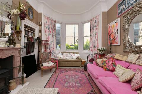 19 Perth Street, Edinburgh, EH3 5DW