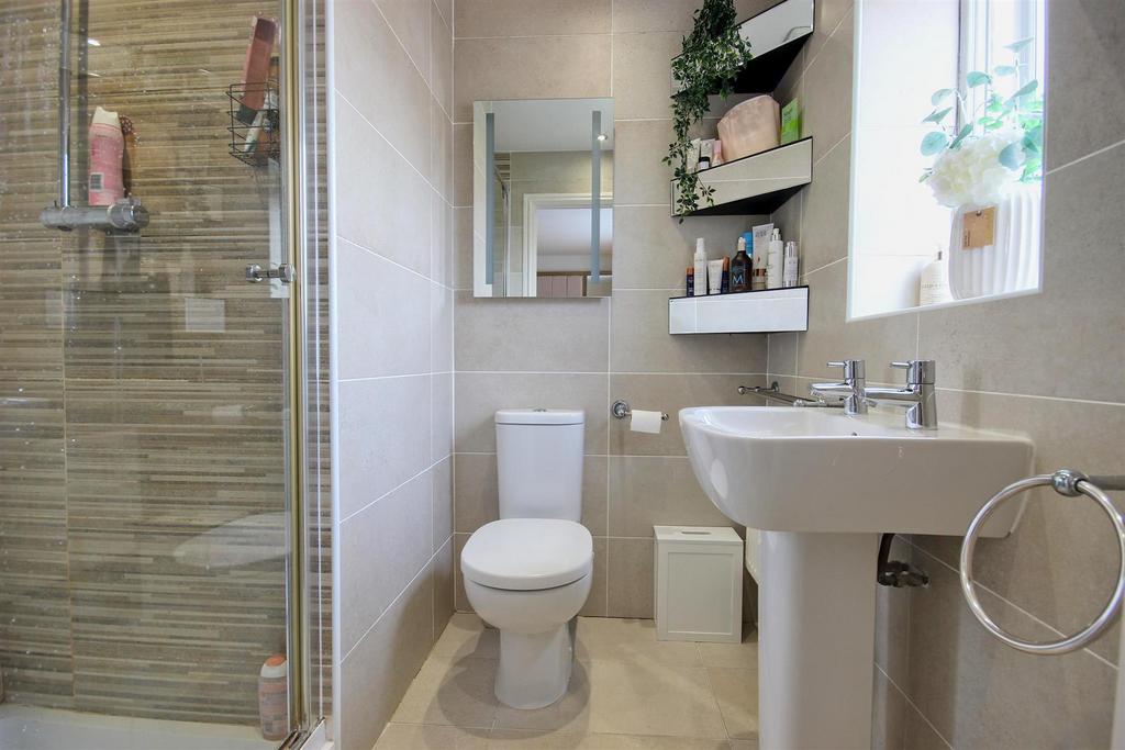 Ensuite shower room