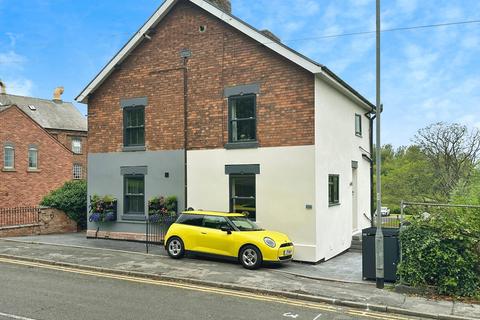2 bedroom semi-detached house for sale, Newton Road, Burton-on-Trent, DE15