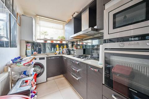Langham Gardens, Ealing, London, W13