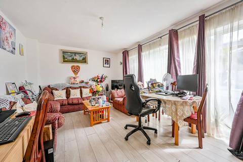 undefined, Langham Gardens, Ealing, London, W13