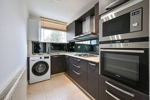 2 bedroom flat for sale, Langham Gardens, Ealing, London, W13