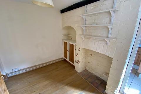 3 bedroom terraced house for sale, North Parade, Grantham, NG31