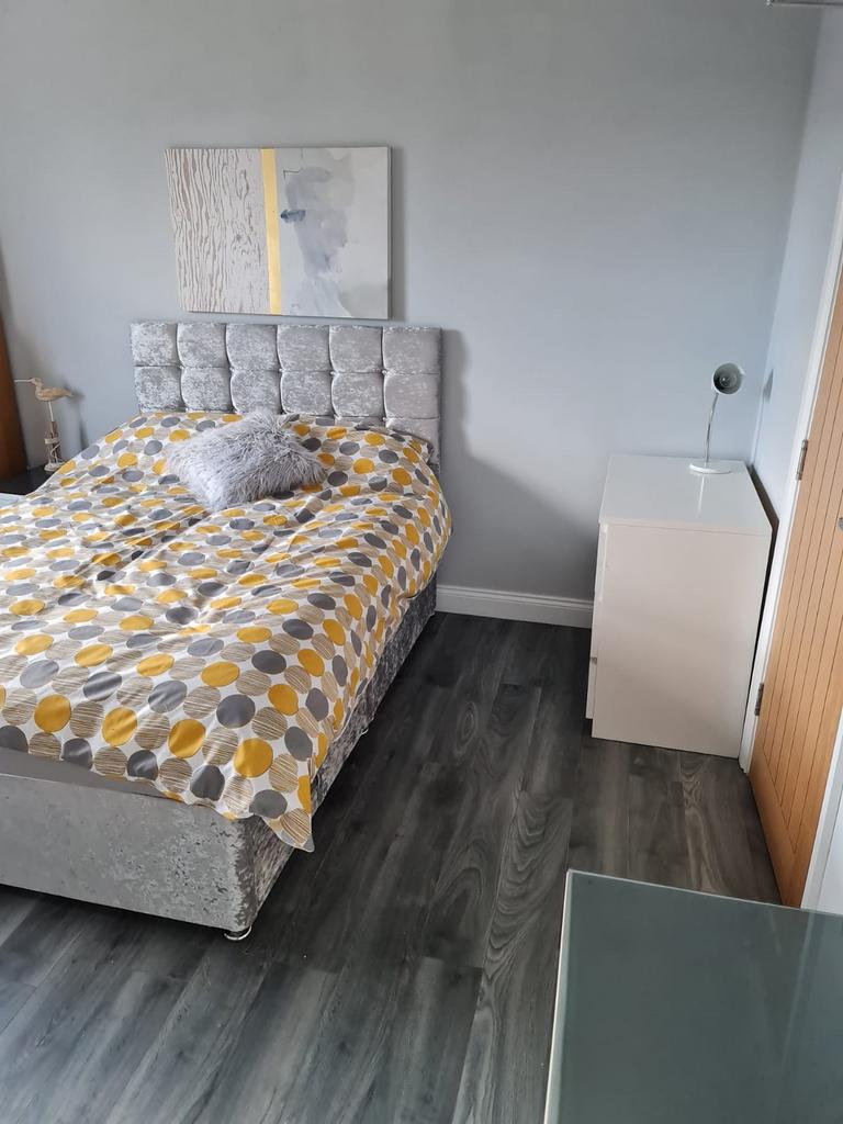 Room 2