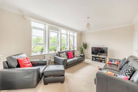3 bedroom flat to rent, Warren Fields, Stanmore, HA7