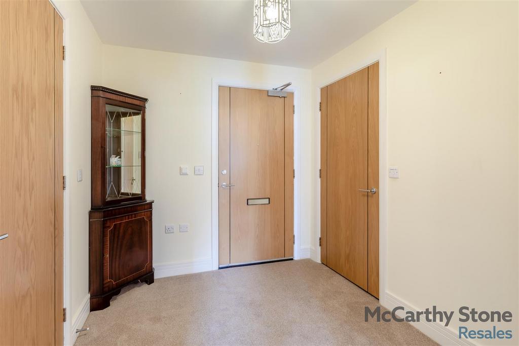 8657563-interior08.jpg