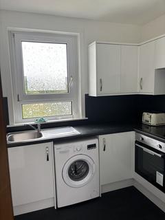 2 bedroom flat to rent, 71 Middlefield Terrace, Aberdeen, AB24 4PE