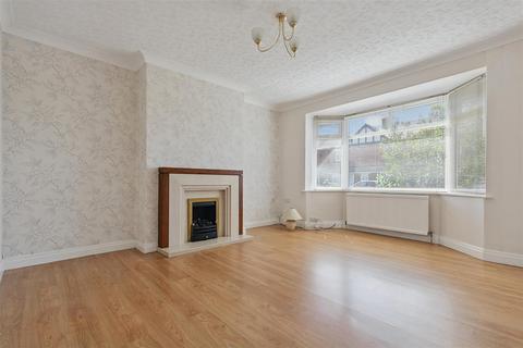 2 bedroom house for sale, Park Road, Leeds LS19