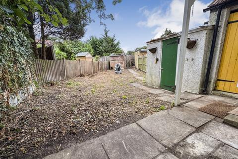 undefined, WOODGRANGE AVENUE, NORTH FINCHLEY, N12