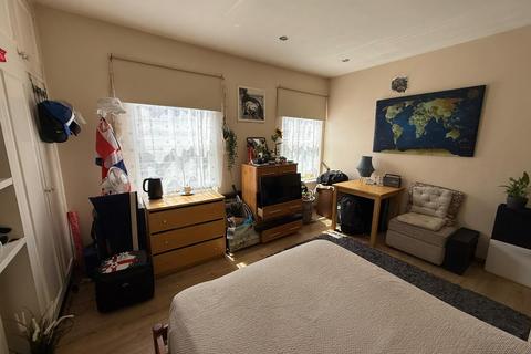 5 bedroom townhouse for sale, York Road TW8 0QP