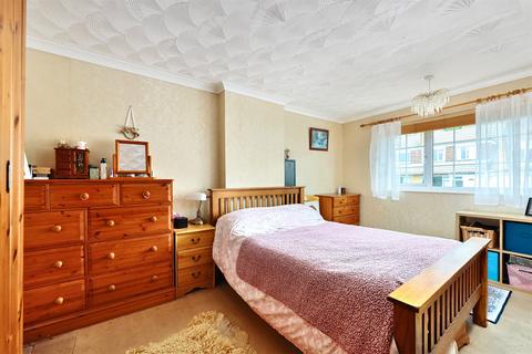 5 bedroom semi-detached house for sale, St. Austin Close, Devon PL21