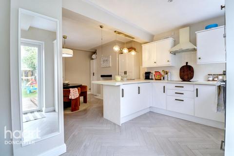 125 Sprotbrough Road, Doncaster, DN5 8BW
