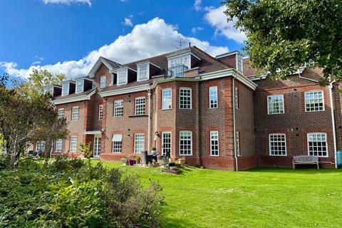 undefined, Ravens Court, Castle Village, Berkhamsted, Hertfordshire, HP4