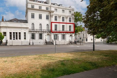 2 bedroom apartment for sale, The Town House, Kenilworth Rd, Central Royal Leamington Spa (1100sqft and NO chain!)