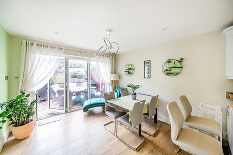 3 bedroom detached house for sale, Downsway, Whyteleafe CR3