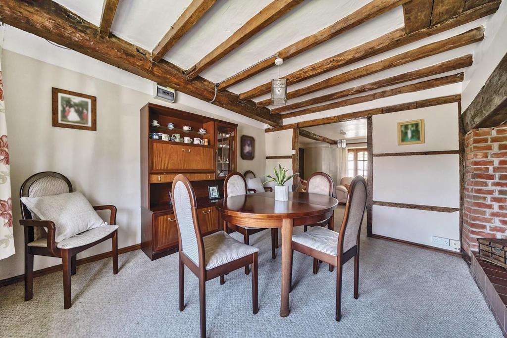 Dining Room.jpg