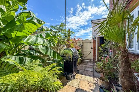 2 bedroom apartment for sale, Station Road, Christchurch, Dorset, BH23