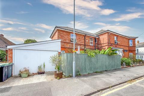 2 bedroom apartment for sale, Station Road, Christchurch, Dorset, BH23