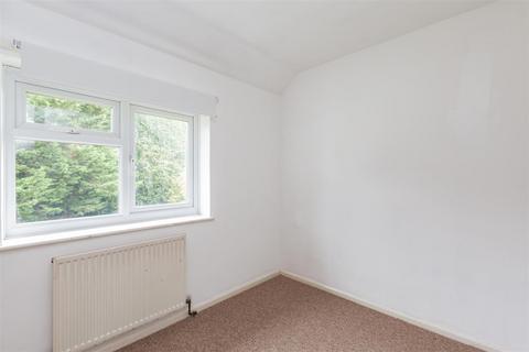 5 Birtrick Drive, Meopham, Gravesend, DA13 0LR