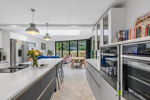 5 bedroom detached house for sale, Canley Road, Canley Gardens, Coventry, CV5