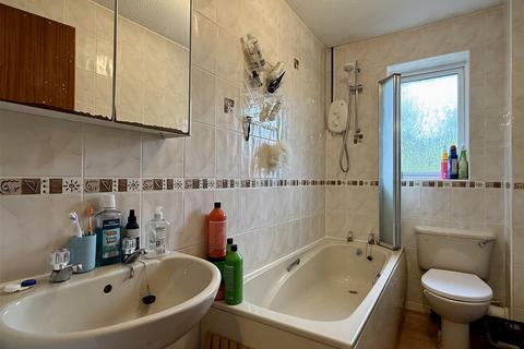22 Attlee Close, Hereford, HR4 9YG