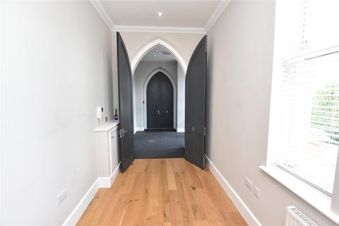 undefined, Farnborough Road, Hampshire GU14