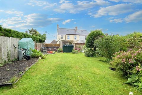 4 bedroom semi-detached house for sale, Llandissilio, Clynderwen