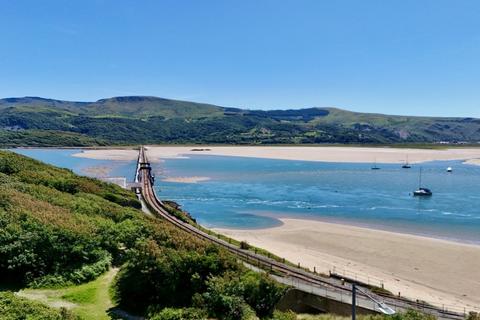 undefined, 5 Porkington Terrace, Barmouth, LL42 1LX